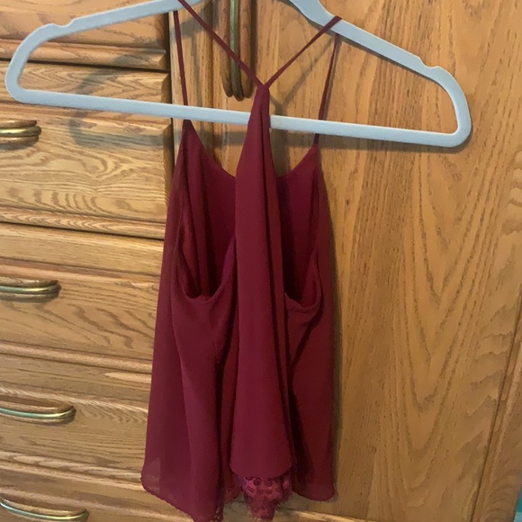 Red Lace Tank - Picture 3 of 3